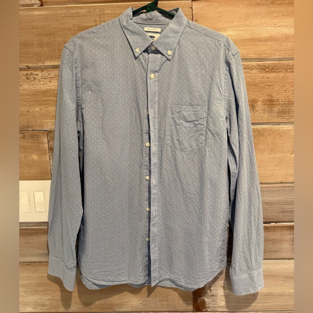 Old Navy Light Blue Casual Button-Down Shirt